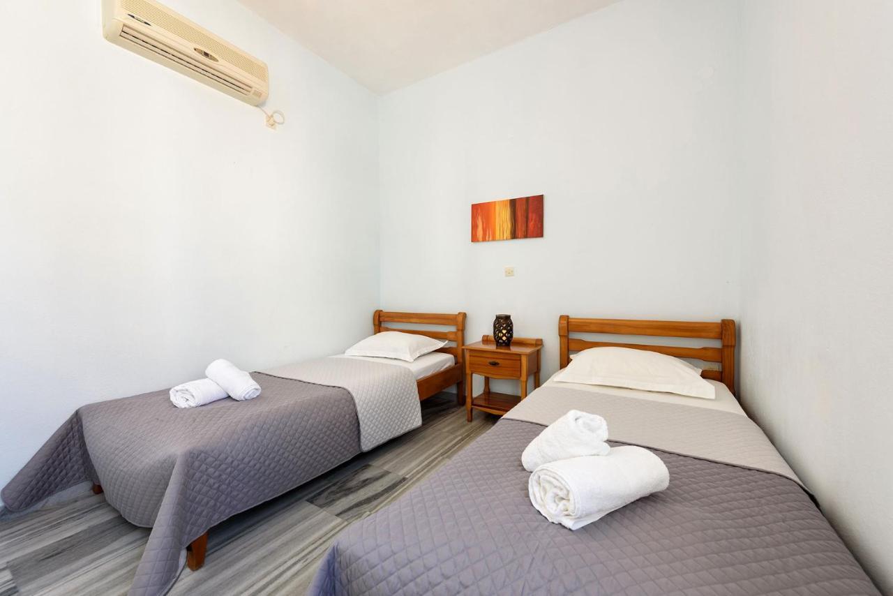 Astoria Apartments Paros Island Exterior photo