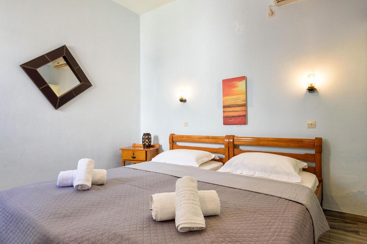 Astoria Apartments Paros Island Exterior photo