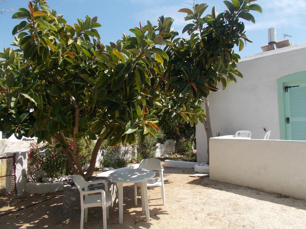 Astoria Apartments Paros Island Exterior photo